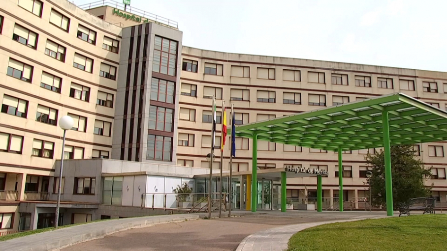 Fallece un hombre tras caerse de un tejado en Mérida | Canal Extremadura